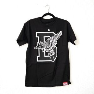 NIP Best Breezy‎ Excursion Black Logo Winged Uzi T-Shirt Size Small